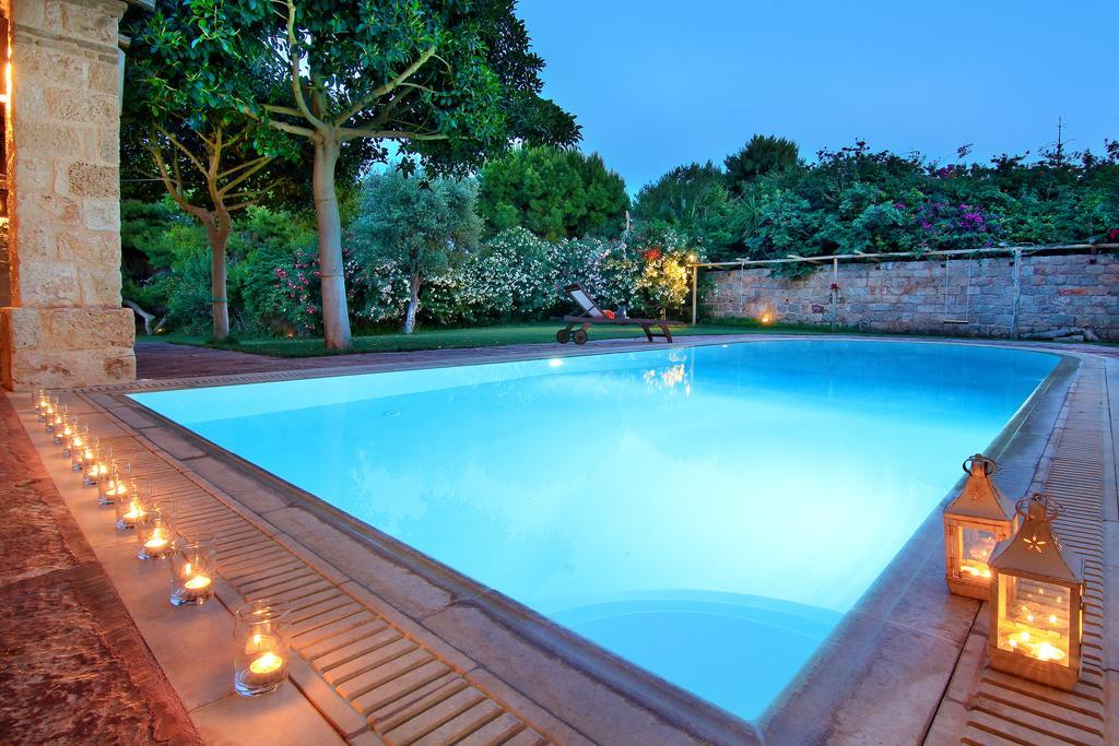 Vouliagmeni Villa Athen Exterior foto