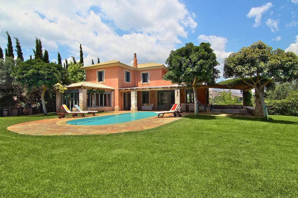 Vouliagmeni Villa Athen Exterior foto